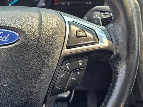 Used 2018 Ford Fusion SE w/ Equipment Group 201A image 26