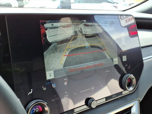 Used 2023 Lexus RX 350h w/ Accessory Package (Z1) image 18