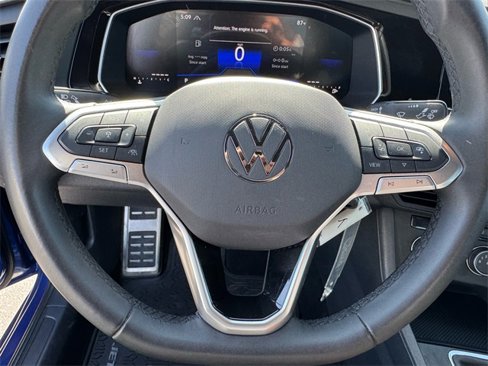 Certified 2024 Volkswagen Jetta Sport image 17