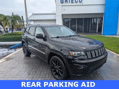 Used 2020 Jeep Grand Cherokee Altitude image 2