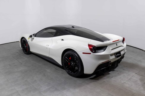 Used 2016 Ferrari 488 GTB image 7