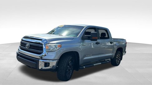 Used 2014 Toyota Tundra SR5 image 3