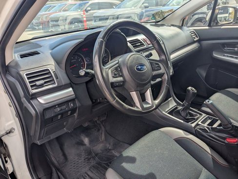 Used 2017 Subaru Crosstrek 2.0i Premium image 14