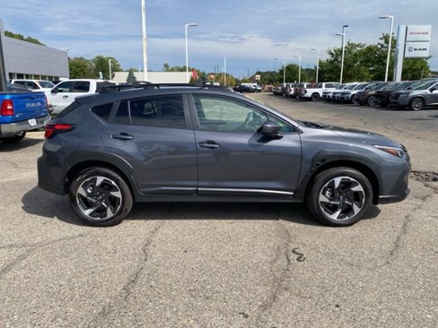 Used 2024 Subaru Crosstrek 2.5i Limited w/ Crosstrek Mirror Package image 2