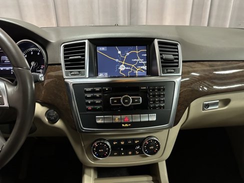 Used 2013 Mercedes-Benz ML 350 2WD image 18