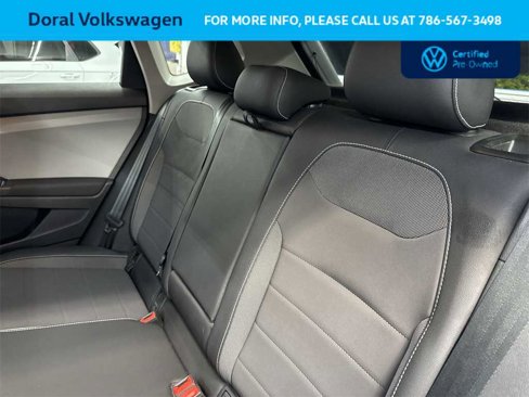 Certified 2022 Volkswagen Taos SE image 22