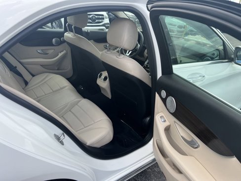 Used 2021 Mercedes-Benz C 300 Sedan image 19