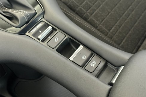 New 2026 Honda HR-V LX image 28