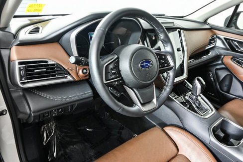 Used 2022 Subaru Outback Touring image 7