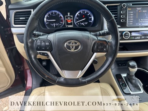 Used 2015 Toyota Highlander XLE image 11