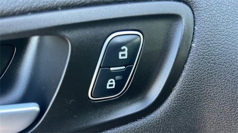 Certified 2019 Ford Escape SEL image 10