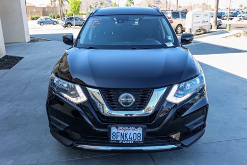 Used 2019 Nissan Rogue SV image 9