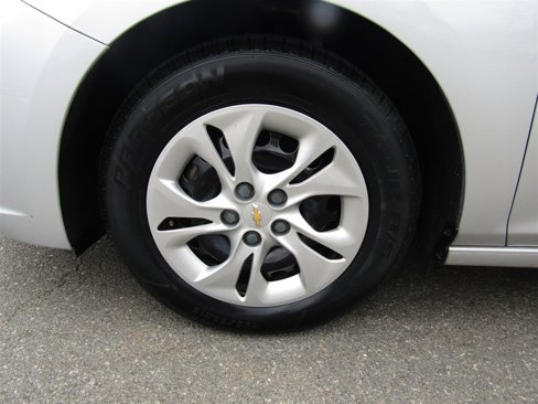 Used 2019 Chevrolet Cruze LS image 12