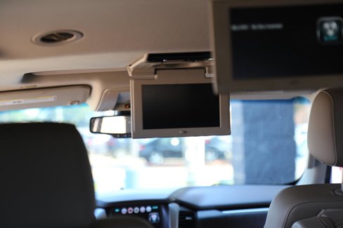 Used 2016 Chevrolet Suburban LTZ image 28