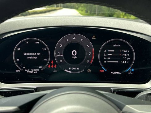Certified 2024 Porsche Cayenne Coupe image 19