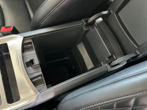 Used 2024 Ford Edge Titanium image 15
