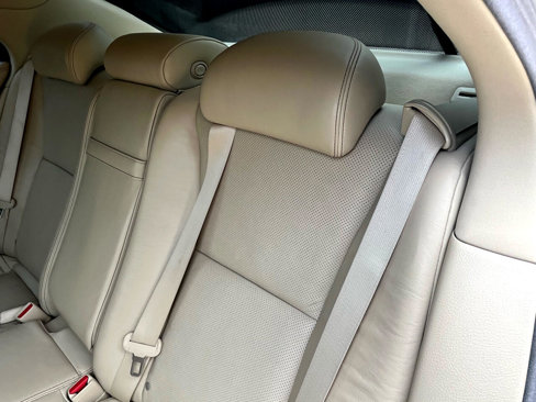 Used 2014 Lexus LS 460 image 43