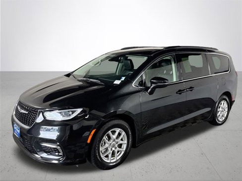 Used 2022 Chrysler Pacifica Touring-L image 2