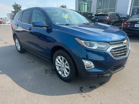 Used 2021 Chevrolet Equinox LT image 1