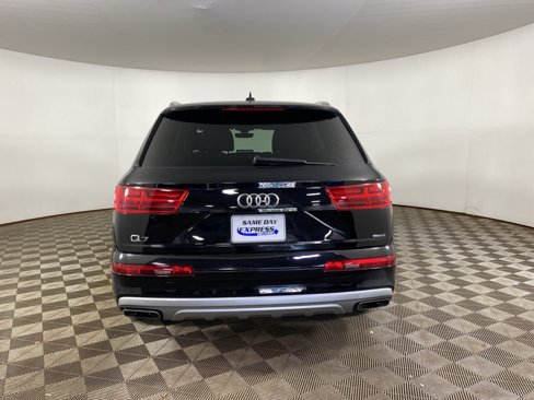 Used 2019 Audi Q7 2.0T Premium Plus image 2