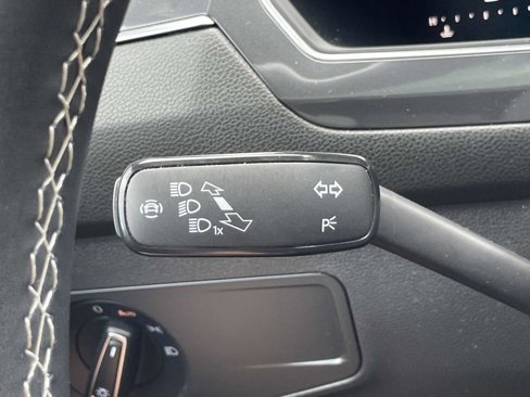 Used 2022 Volkswagen Tiguan SE image 20