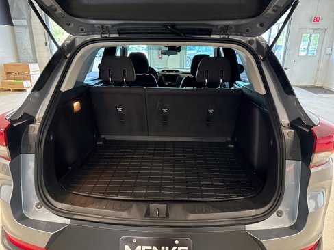 Used 2021 Chevrolet TrailBlazer LT image 17