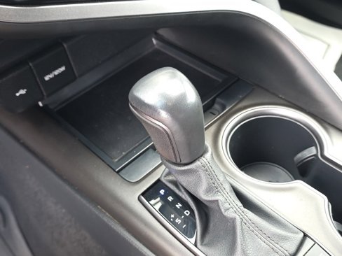 Used 2022 Toyota Camry SE image 43