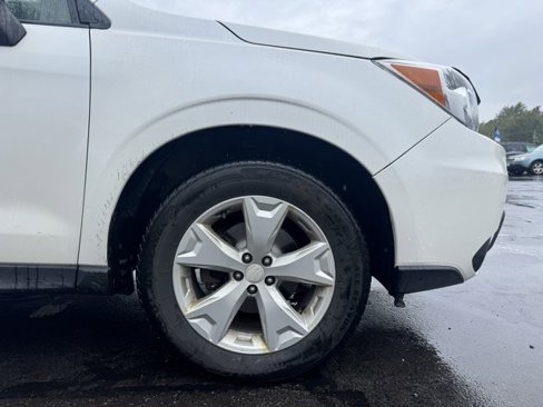 Used 2014 Subaru Forester 2.5i Premium image 9
