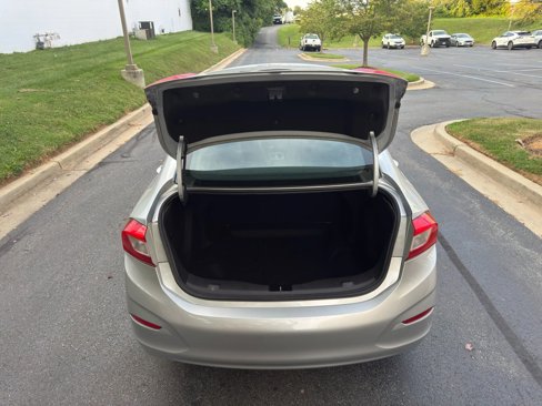 Used 2017 Chevrolet Cruze LS image 19