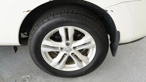 Used 2013 Nissan Rogue SV image 24