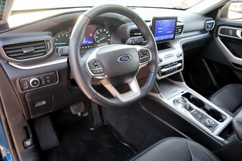 Used 2022 Ford Explorer XLT w/ Equipment Group 202A image 20