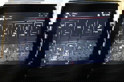 Used 2022 GMC Yukon SLE image 46