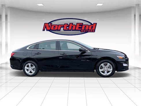 Used 2023 Chevrolet Malibu LT w/ Driver Confidence Package image 9