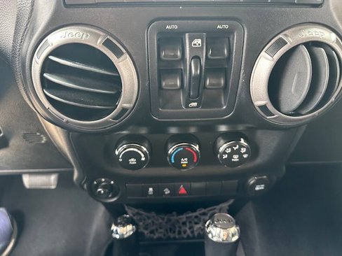 Used 2012 Jeep Wrangler Unlimited Sport image 21
