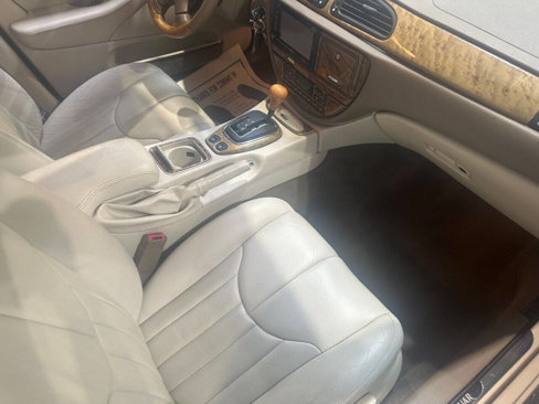 Used 2001 Jaguar S-TYPE 3.0 image 17