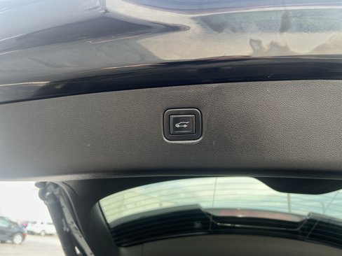 Used 2021 Chevrolet Blazer LT image 18