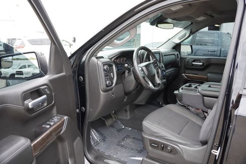 Used 2019 Chevrolet Silverado 1500 LT Trail Boss w/ Convenience Package image 17
