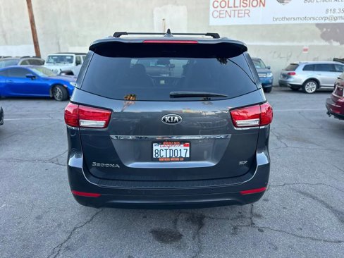 Used 2015 Kia Sedona SX image 14