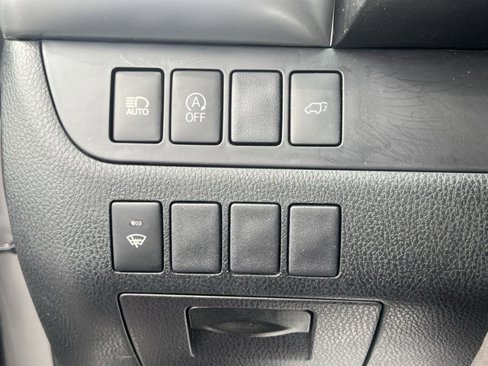 Used 2018 Toyota Highlander XLE image 15