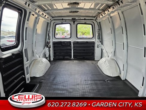 Used 2022 Chevrolet Express 2500 w/ Driver Convenience Package image 15
