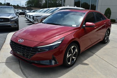 Used 2023 Hyundai Elantra Limited image 6
