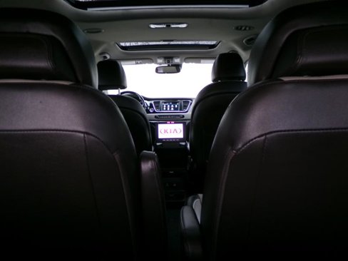 Used 2016 Kia Sedona SX Limited image 46