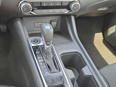 Used 2023 Nissan Sentra SV image 53