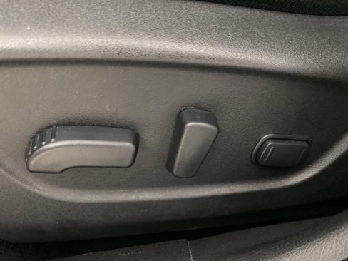 Used 2019 Nissan Rogue SV w/ Premium Package image 21