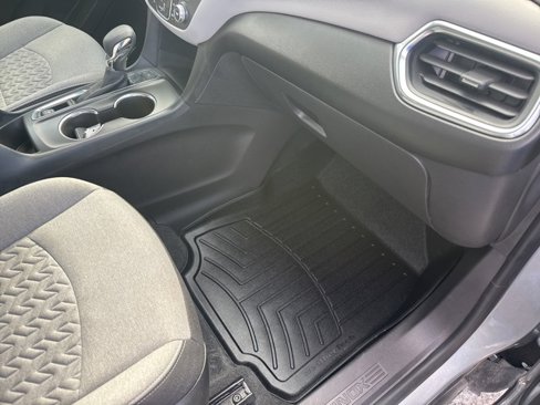 Used 2024 Chevrolet Equinox LS image 20