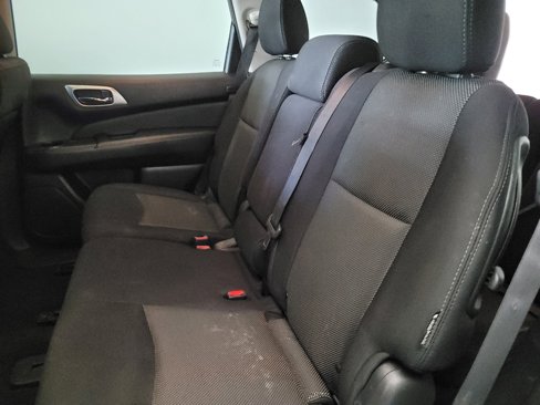 Used 2019 Nissan Pathfinder S image 18