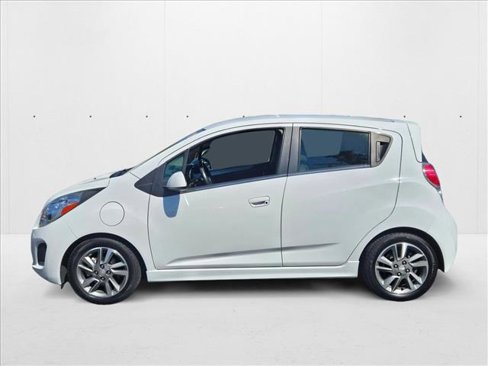 Used 2016 Chevrolet Spark LT image 8