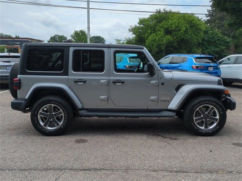 Used 2019 Jeep Wrangler Unlimited Sahara w/ LED Lighting Group image 6
