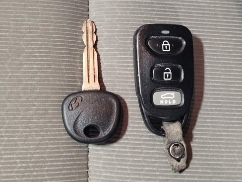 Used 2018 Hyundai Elantra SE image 32