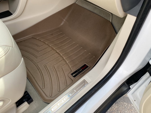 Used 2022 GMC Acadia Denali w/ Denali Ultimate Package image 16